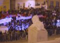 Rritja e çmimit të banesave dhe qirave, mijëra qytetarë protestojnë para Parlamentit në Portugali!