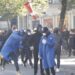 Gjykata i liron pas arrestimit për dhunë, shumica e të rinjve rikthehet përsëri në rrugë për protestë!