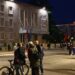 Dita e 17-të e tubimit në Tiranë, protestuesit vendosen para Kryeministrisë, pjesëmarrje e ulët dhe pa tensione!