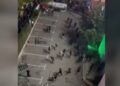VIDEO/ Momenti kur protestuesit sulmojnë komisariatet nr.2 dhe 3! Hyjnë në territorin e tyre dhe shkatërrojnë, shikoni pamjet