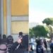 Pasi shkatërruan Ministrinë e Financave, protestuesit i drejtohen Kryeministrisë dhe Parlamentit!