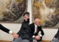 Protesta/ “Disa nuk janë dakord, por…”- Rama takohet me të riun në Kryeministri dhe bën batuta: Rëndësi ka që është me paqe, jo me gurë e zjarr! (VIDEO)