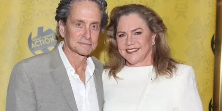 Michael Douglas rrëfen për herë të parë lidhjen e fshehtë me Kathleen Turner pas katër dekadash?
