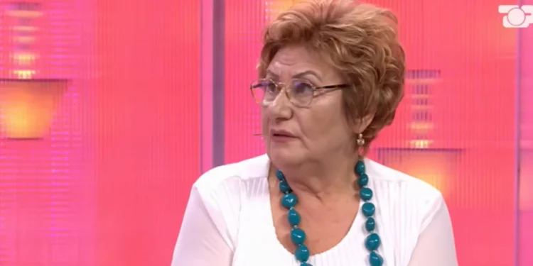 Paro rrëfen marrëdhënien me Adi Hilën: Më thoshte se ishte nip i fshatit tonë