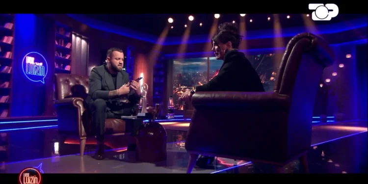 E shkathët si Kiara, e mençur si Beatrixa”/ Luizi i kërkon falje nënës së këngëtares gjatë telefonatës live
