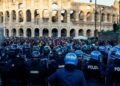 Protesta në mbi 60 qytete të Italisë, tensione dhe përplasje në Romë e Torino, në Milano situata paraqitet e qetë!