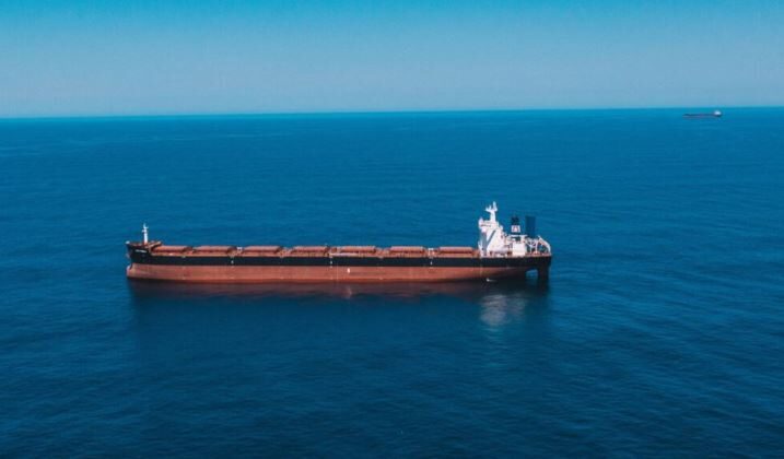 40 000 tonë naftë ruse po transportohet drejt Nju Jorkut