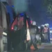 FOTO / Policia ndërhyn te Rruga e Ambasadave, tentohen dhjetëra arrestime