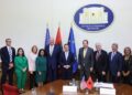 Peleshi pret delegacionin e Kongresit Amerikan: Të fuqizojmë partneritetin strategjik Shqipëri-SHBA, ekonomik dhe të biznesit!