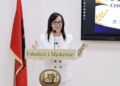 “Mos e humbni humanizmin”- Spahiu mesazh studentëve të Mjekësisë: Teknologjinë në duar, shkencën në mendje dhe njeriun në qendër