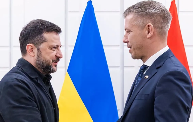 Magyar takohet për herë të parë dypalësh me Zelenskyyn  përpjekje për të rivendosur marrëdhëniet mes vendeve