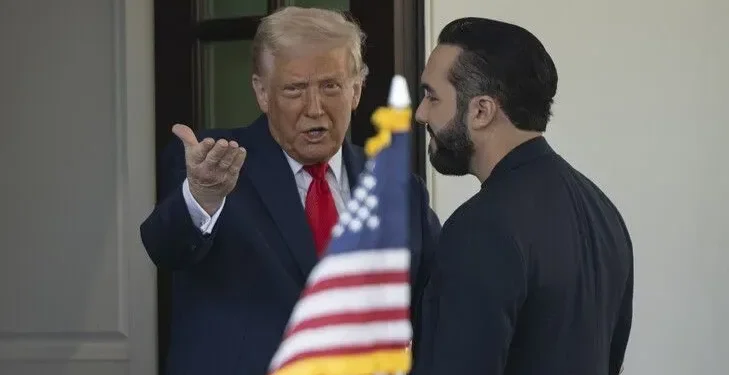 Presidenti i El Salvadorit merr miratimin e Trump për dërgimin e 2 mijë ushtarëve në Haiti, në luftën kundër bandave kriminale
