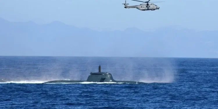 USS Colorado, nëndetësja e parë amerikane që do të dislokohet në Australi