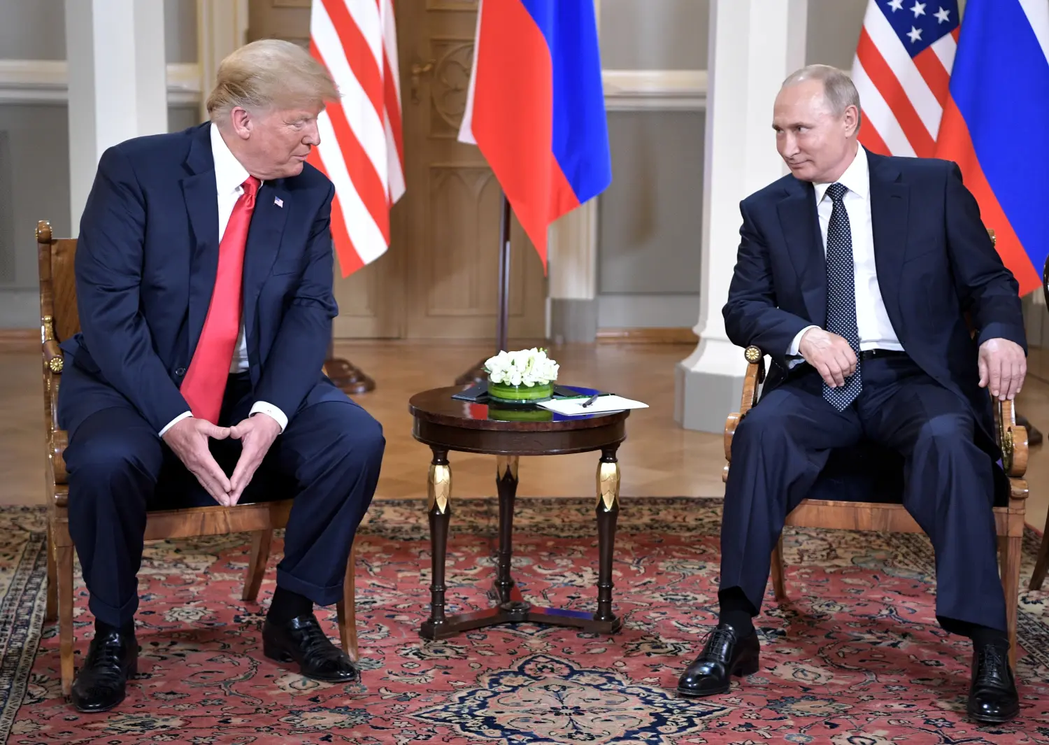 Putin dhe Trump diskutojnë për Ukrainën dhe Iranin  Kremlini konfirmon bisedën pas marrëveshjes për naftën ruse