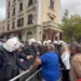 LIVE / Nis seanca maratonë, protestuesit përleshen me Policinë pas thirrjeve të Berishës