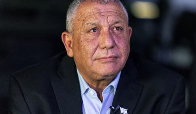 Rivali që po trondit Netanyahun ka një alternativë të fortë për Kryeministër të Izraelit